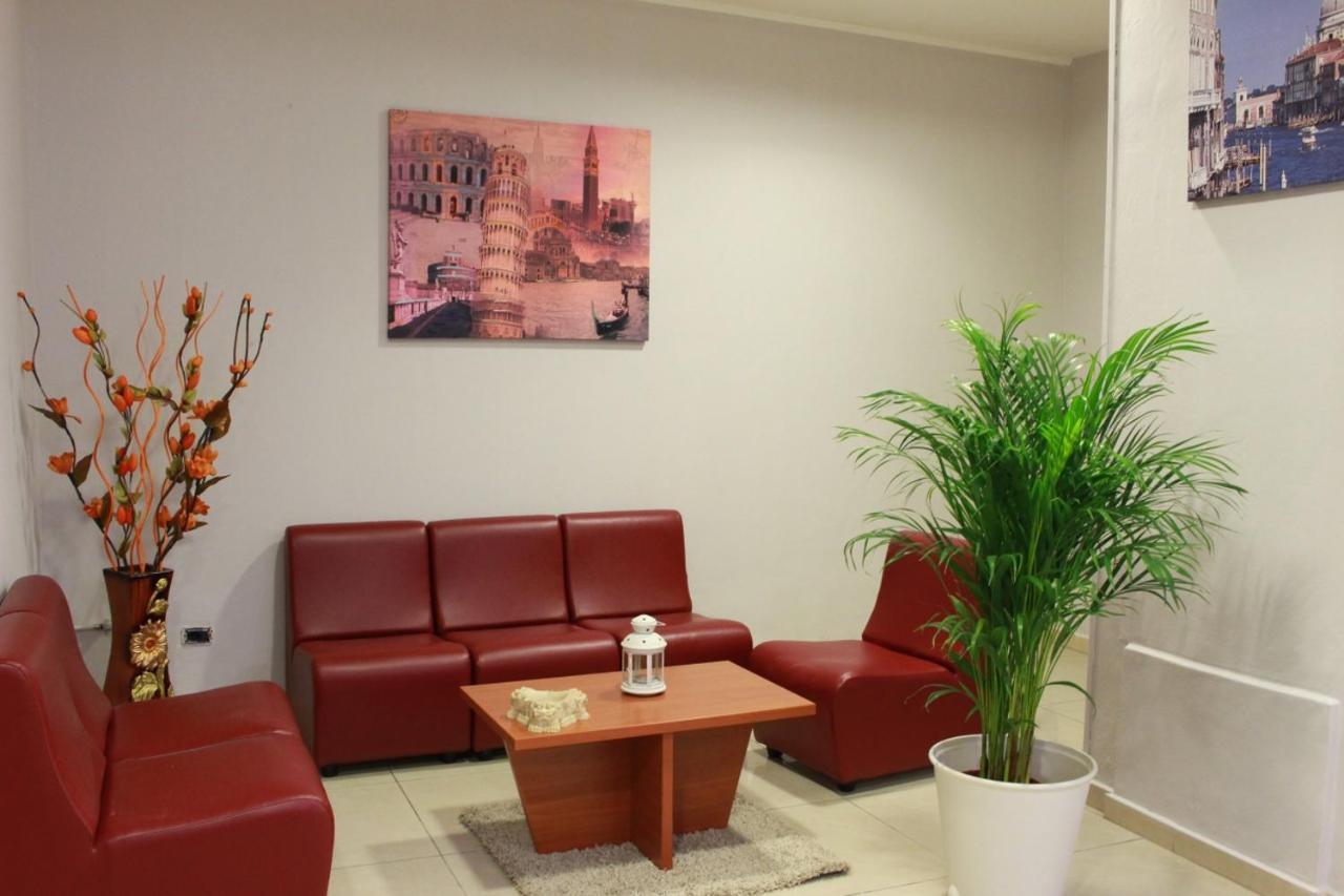 Hotel Nettuno Монтекатини-Терме Экстерьер фото