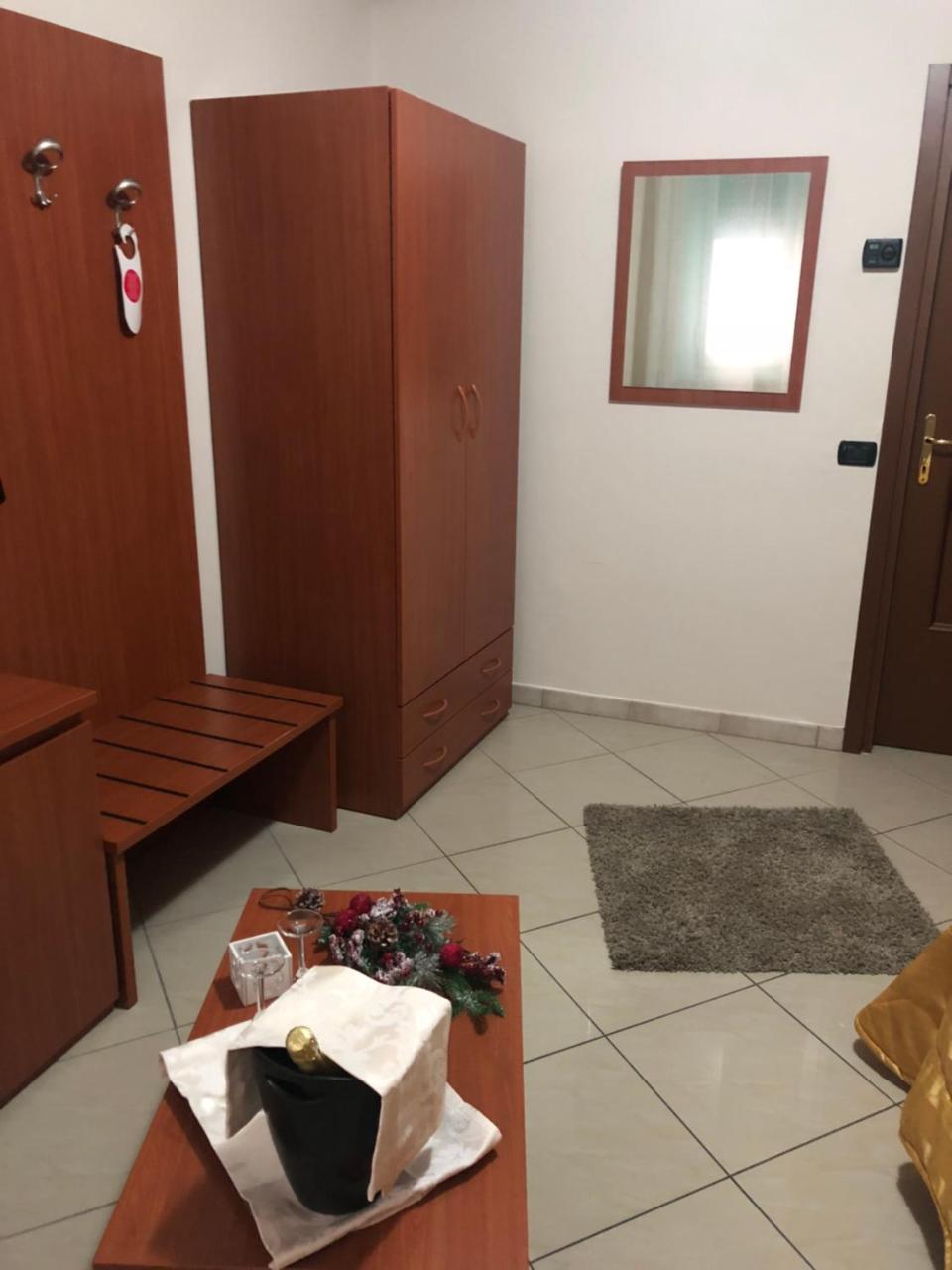 Hotel Nettuno Монтекатини-Терме Экстерьер фото